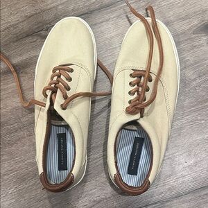 Tommy Hilfiger Men's Cream and Brown Sneakers